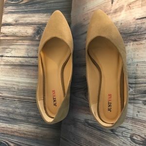 Just Fab Women’s flat shoes